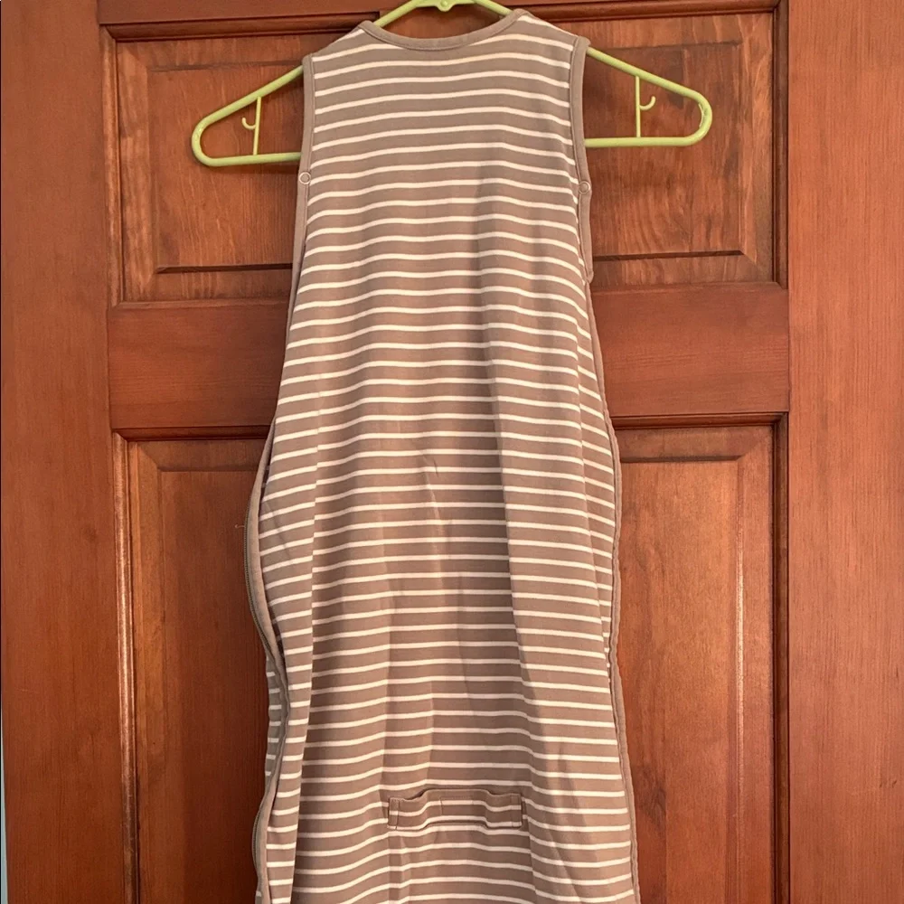 Woombie Striped Sleeveless Baby Sleep Sack - Gray - Picture 3 of 12
